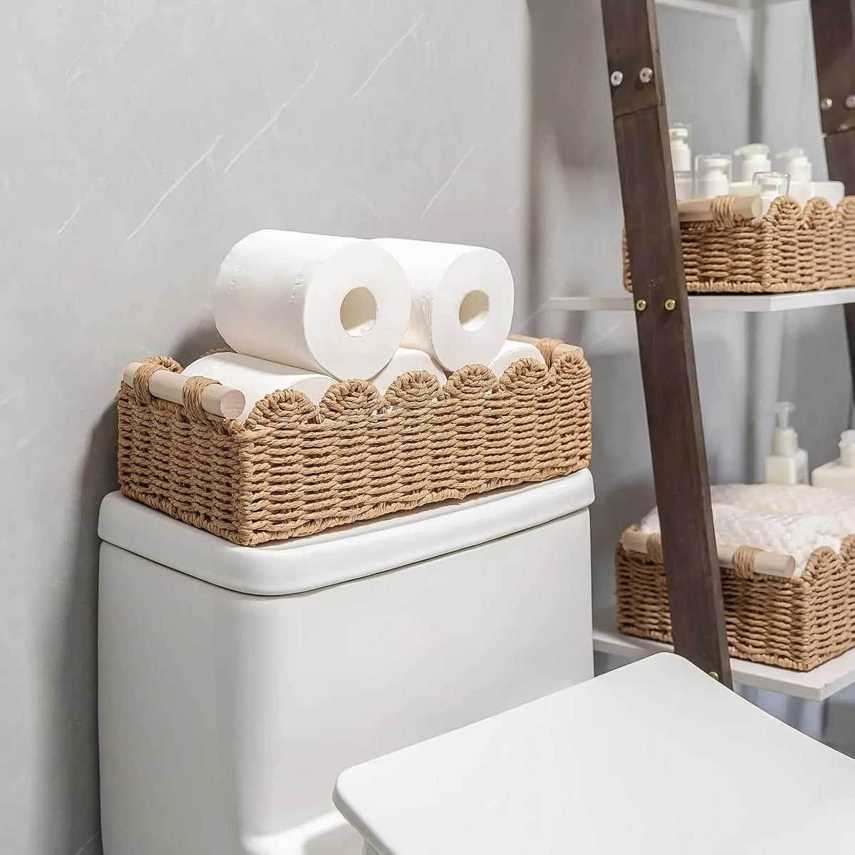 Woven Storage Basket with Fan Edge Design, Natural Toilet Tank Top Shelf Basket for Bathroom Storage Baskets, Living Room & Bedroom Home Decor