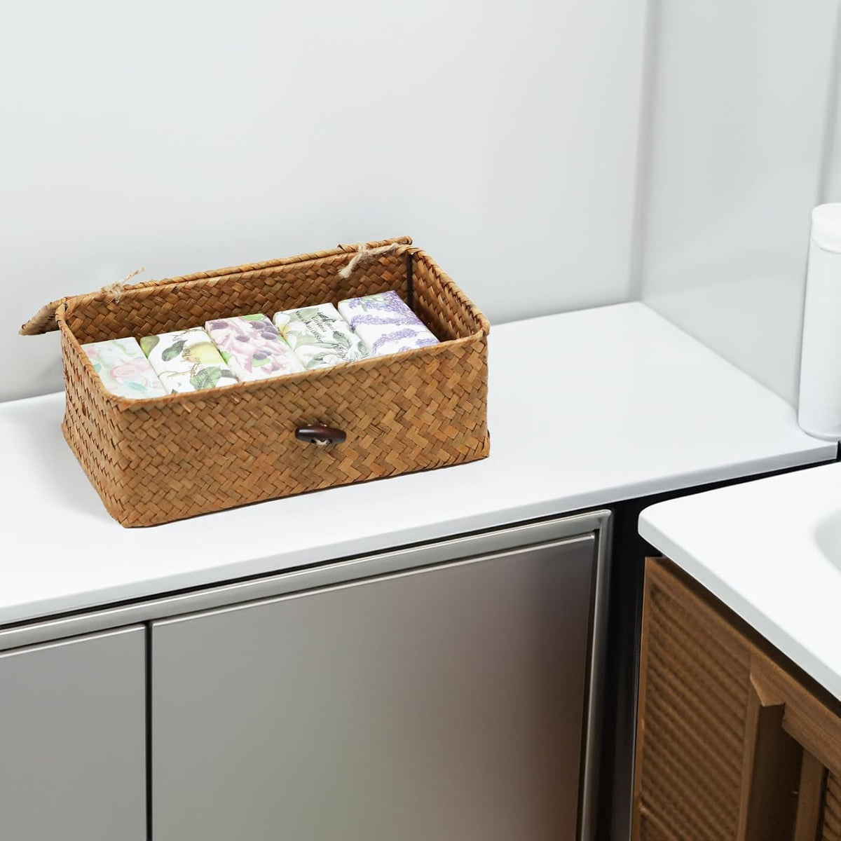 Wicker Storage Basket with Lid, Seagrass Storage Baskets for Organizing