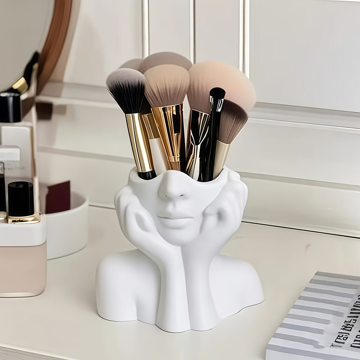 Elegant Resin Material Makeup Brush Holder-Lightweight Synthetic Resin Cosmetic Organizer, Standalone Desktop Storage Box for Bathroom Or Vanity, Makeup Dressing Table Home Decoration And Gifts, White Abstract Design, Stylish Storage, Desk Additions